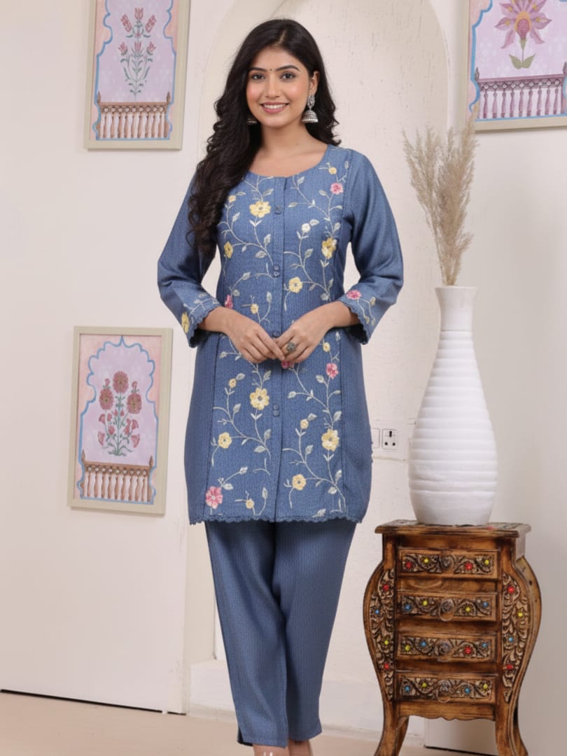 Blue Floral Embroidered Kurta Set with Straight Pants – Dora & Masters