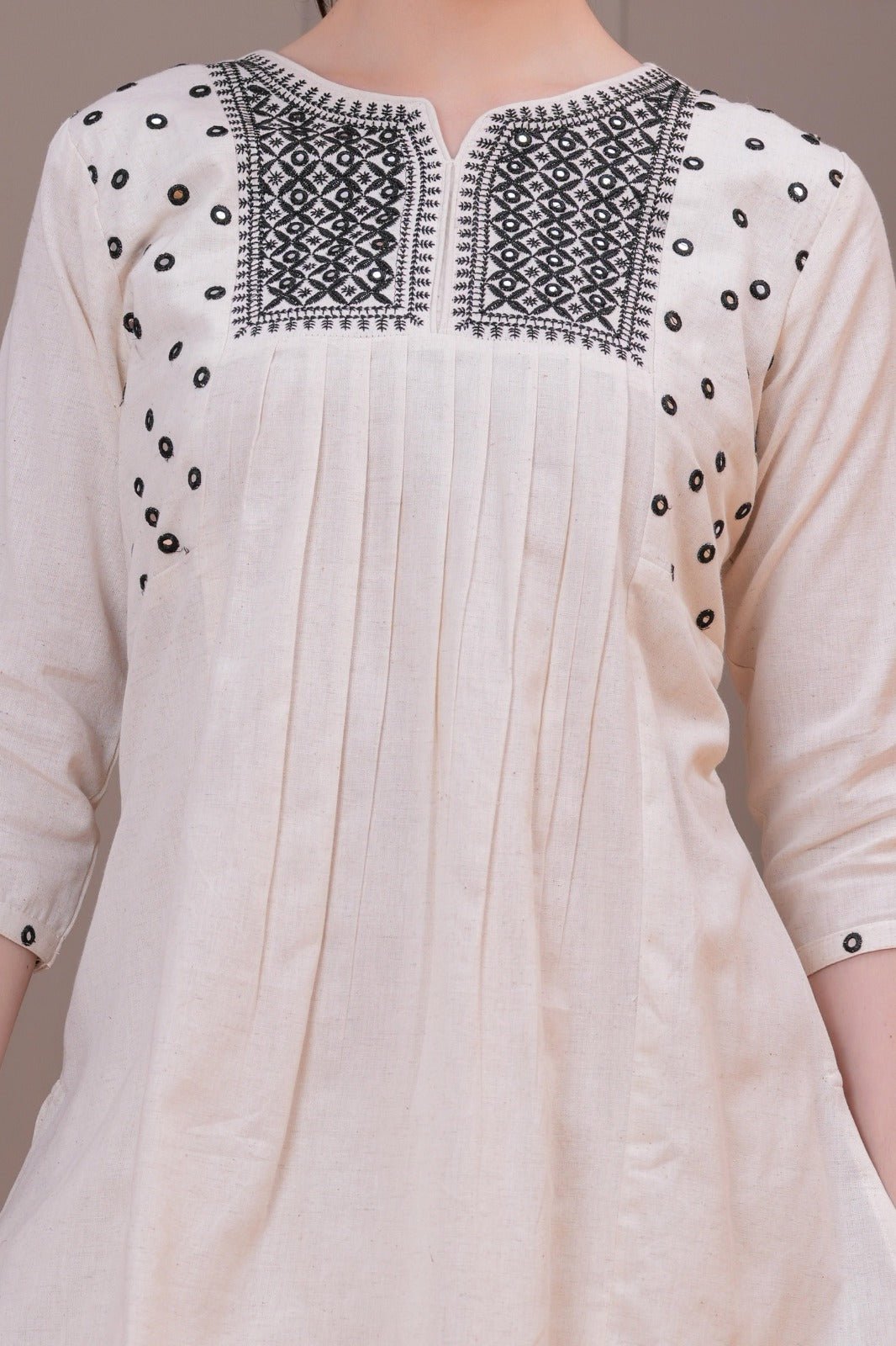Off-White Embroidered Kurta Set with Straight Pants – Dora & Masters - Dora & Masters